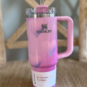Stanley Valentine's Day 30oz Stainless Steel H2.0 Tumbler Powder Pink Heart